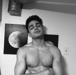 Meet your Posher, Daniel